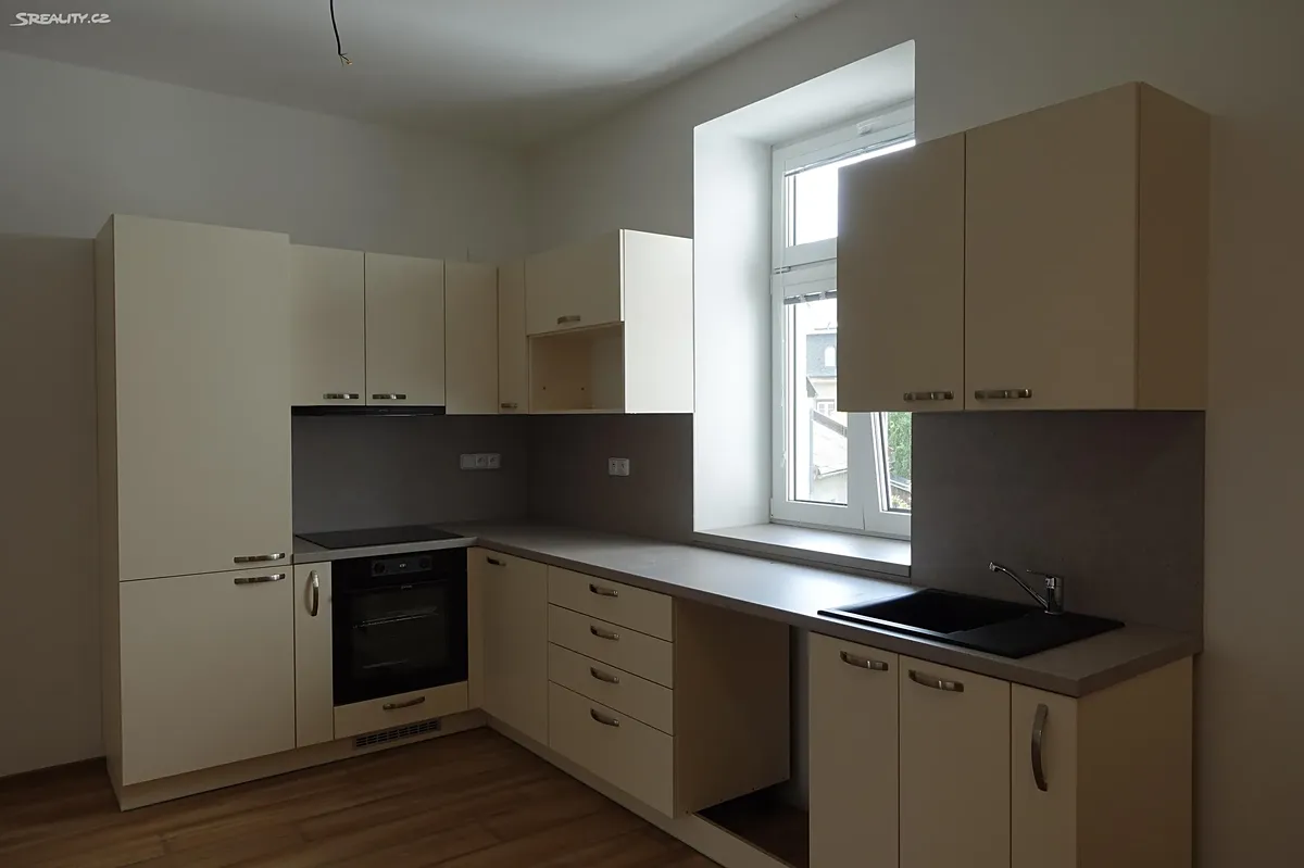 Pronájem bytu 2+kk 70 m²